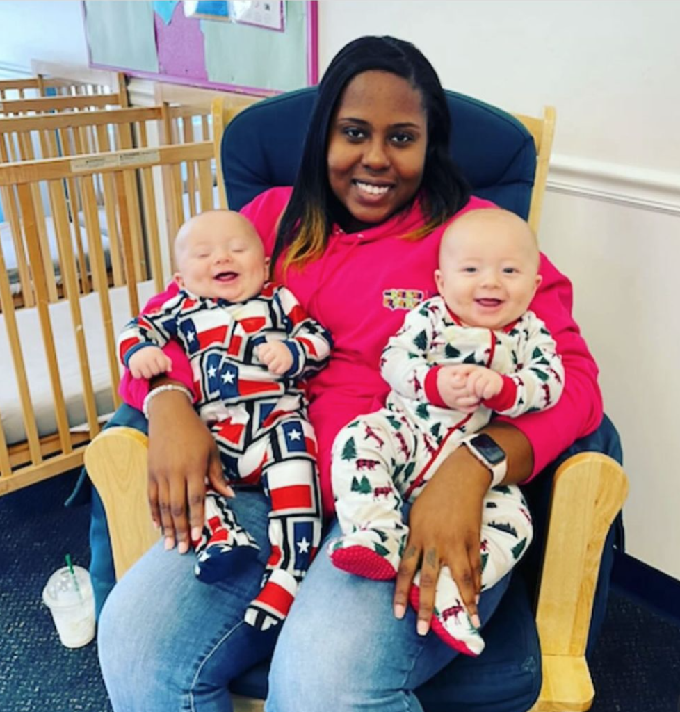 expert night nanny with twins